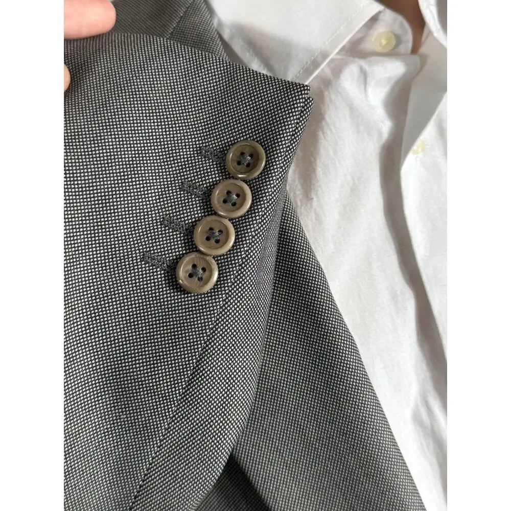 Armani Collezioni stunning piece